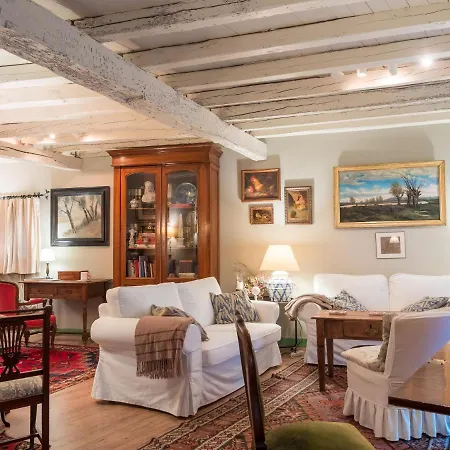 別荘 Encantadora Casa De Pueblo Con 5 Hab. En Burgos