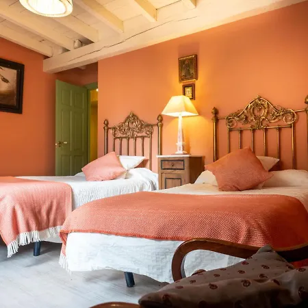 別荘 Encantadora Casa De Pueblo Con 5 Hab. En Burgos サント・ドミンゴ・デ・シロス