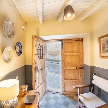 Encantadora Casa De Pueblo Con 5 Hab. En Burgos 別荘 サント・ドミンゴ・デ・シロス